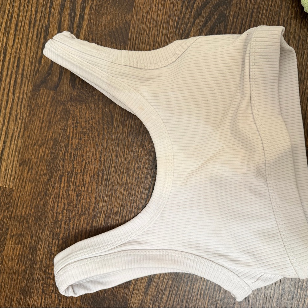 Alo Yoga Women's White Top bra light coverage  size  xs